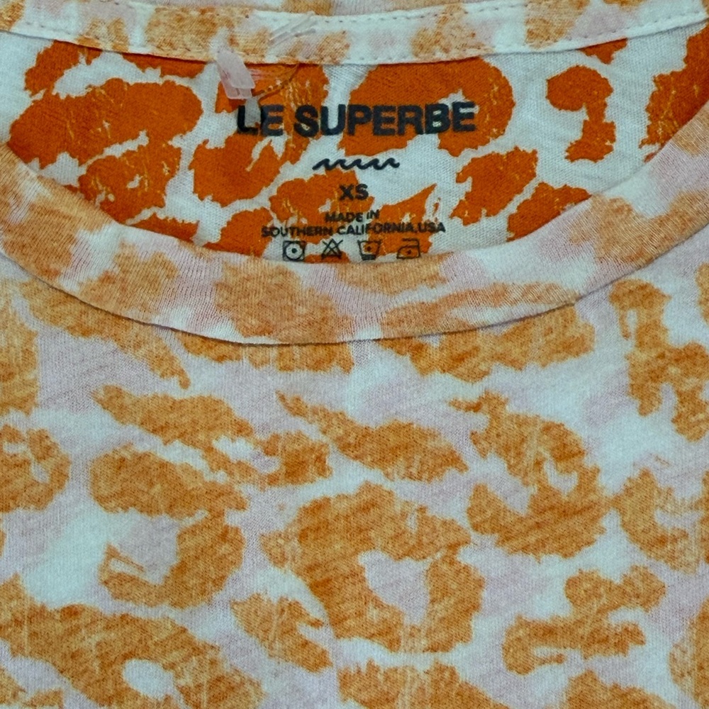 Women's Peach Leopard Print Short Sleeve Top - Picture 6 of 8